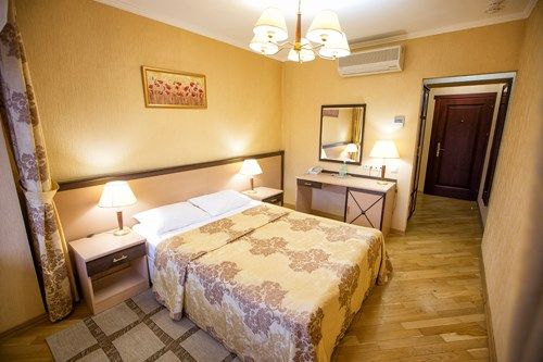 ИНТУРИСТ, отель - 10