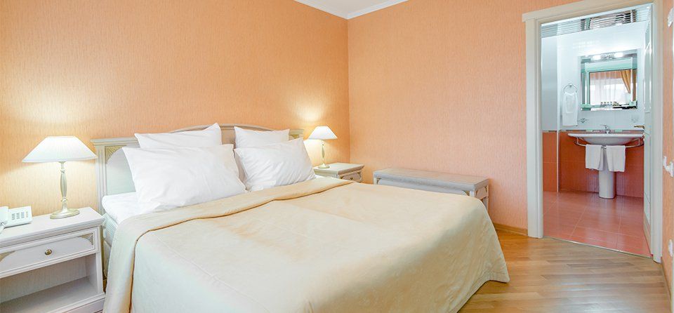 ИНТУРИСТ, отель - 17