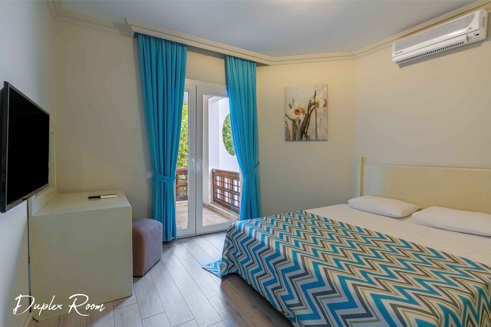 Emelda Sun Club - 76