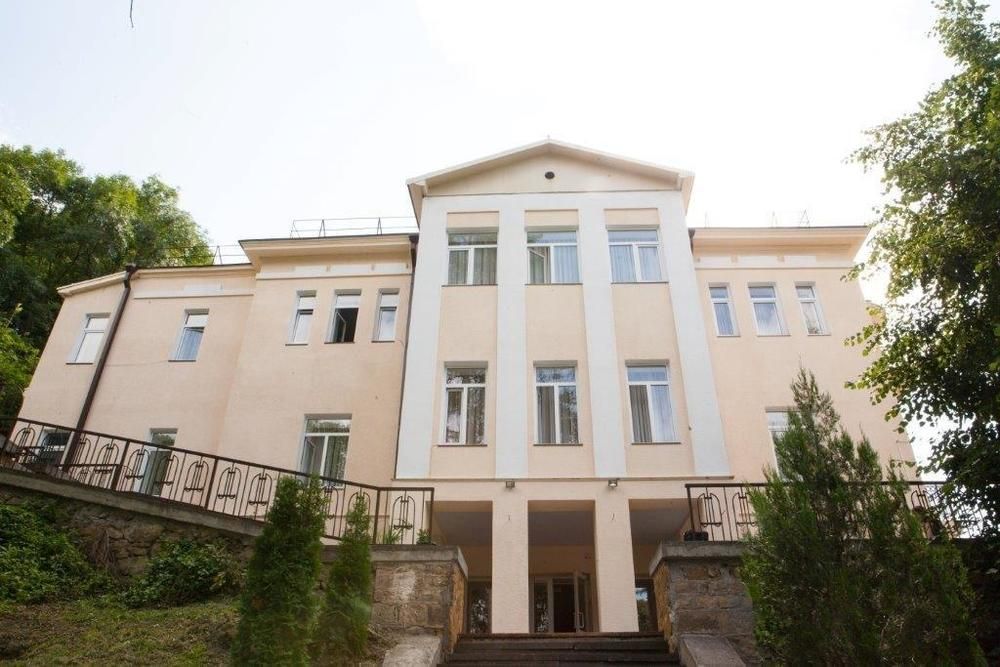 СМЕНА, санаторий - 1