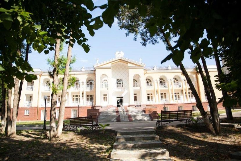 ЮНОСТЬ, медицинский центр (размещение детей с 4 лет) - 1