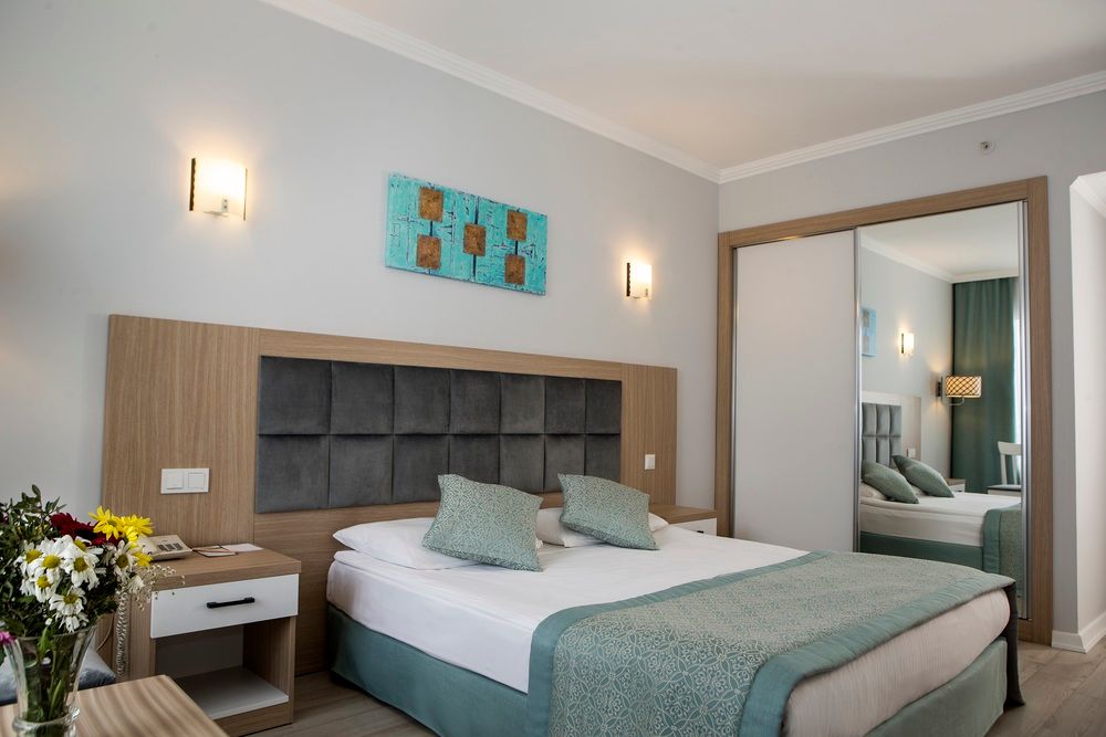 Adonis Hotel - 18