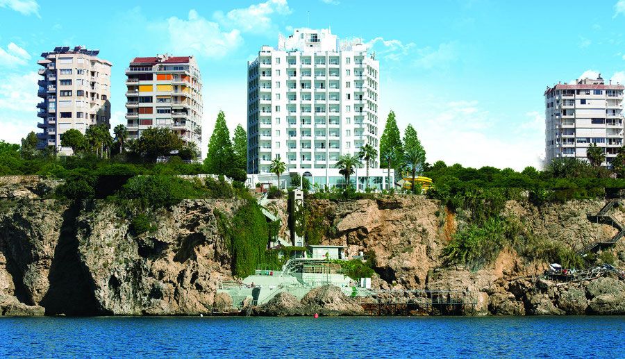Adonis Hotel - 1