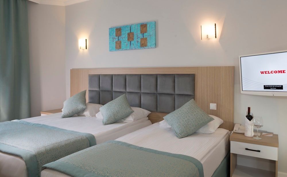 Adonis Hotel - 15