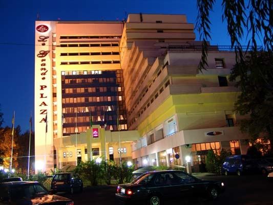 LE GRANDE PLAZA - 2