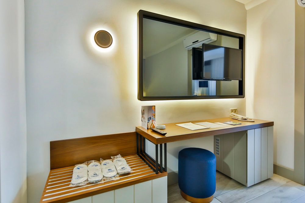 Crystal Flora Pearl Collection - 106