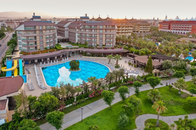 Seamelia Beach Resort - 2