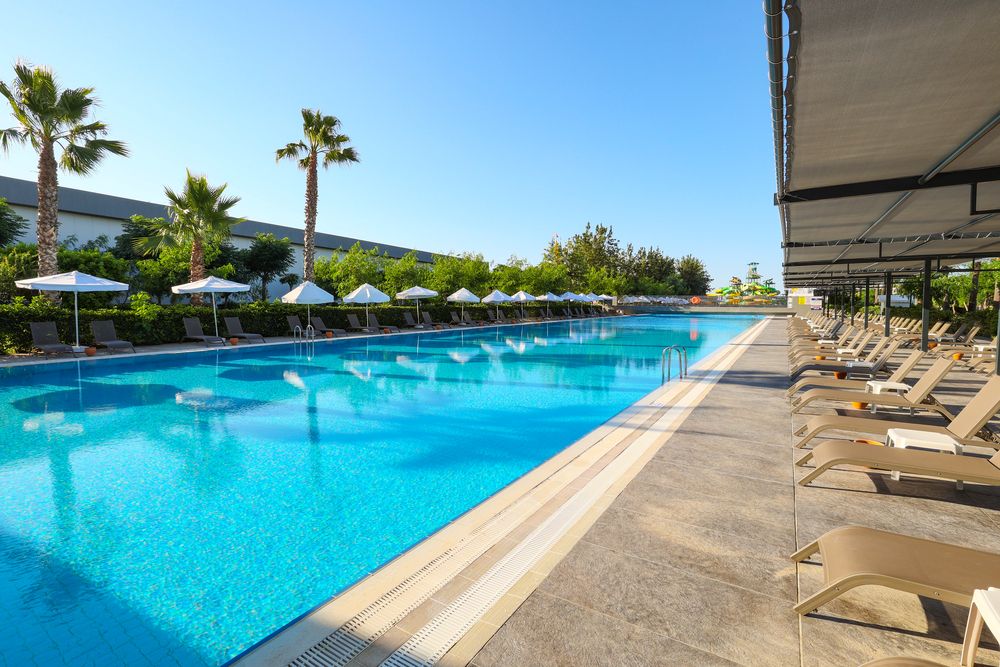 Crystal Centro Pearl Collection - 18