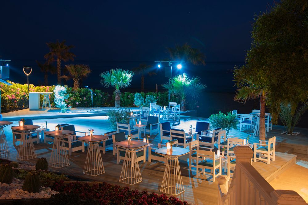 Flora Garden Beach (only adults 16+) - 87