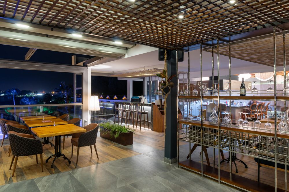 Flora Garden Beach (only adults 16+) - 50