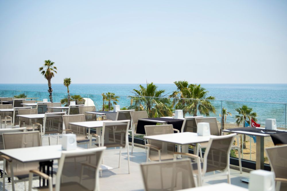 Flora Garden Beach (only adults 16+) - 43