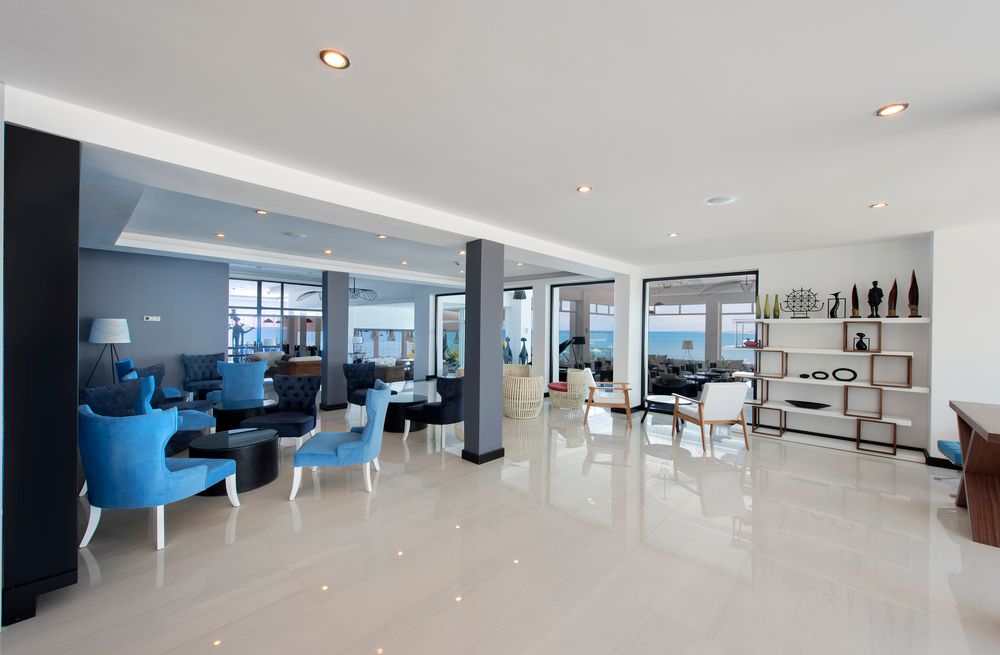 Flora Garden Beach (only adults 16+) - 29