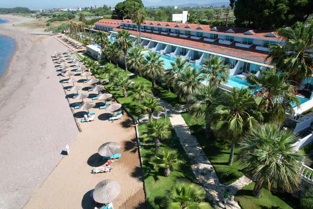 Flora Garden Beach (only adults 16+) - 25