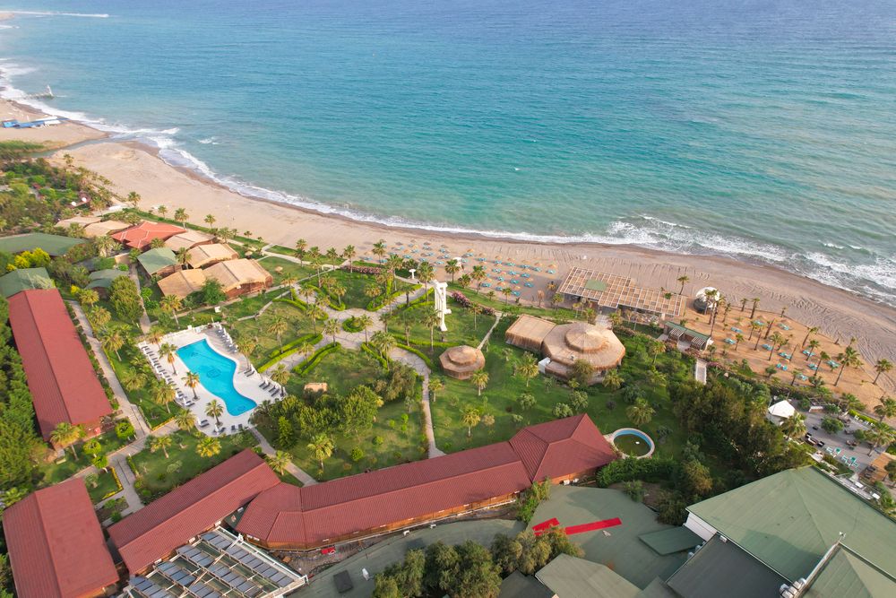 Flora Garden Beach (only adults 16+) - 8