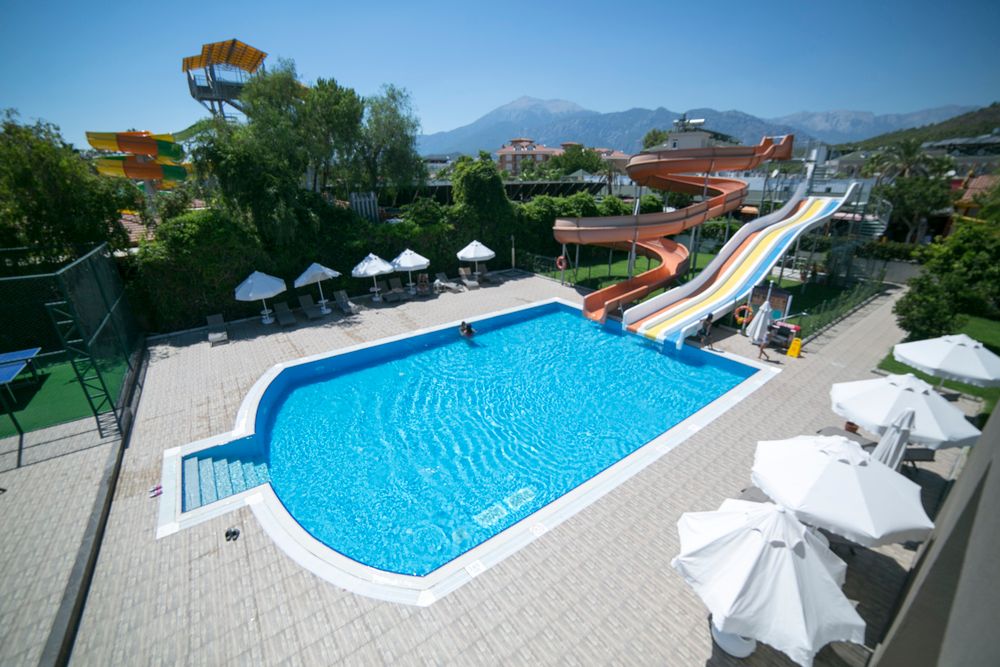 Sailors Beach Club - 48