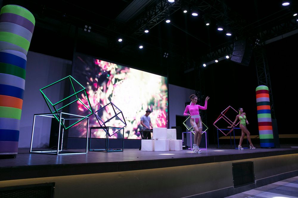 Sailors Beach Club - 103