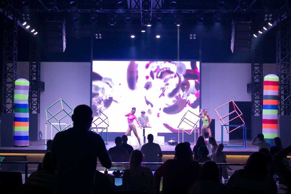 Sailors Beach Club - 106