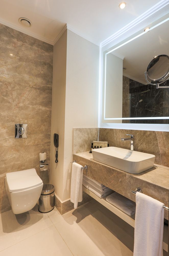 Serenity Queen Hotel - 85