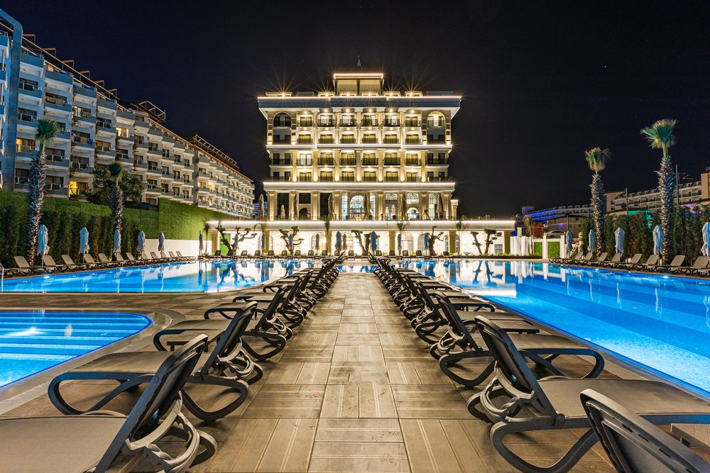 Serenity Queen Hotel - 30