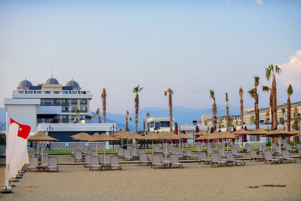 Serenity Queen Hotel - 8