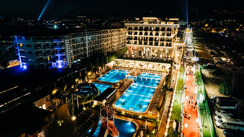 Serenity Queen Hotel - 4