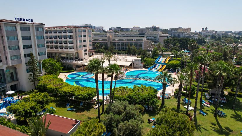 Terrace Beach Resort - 4