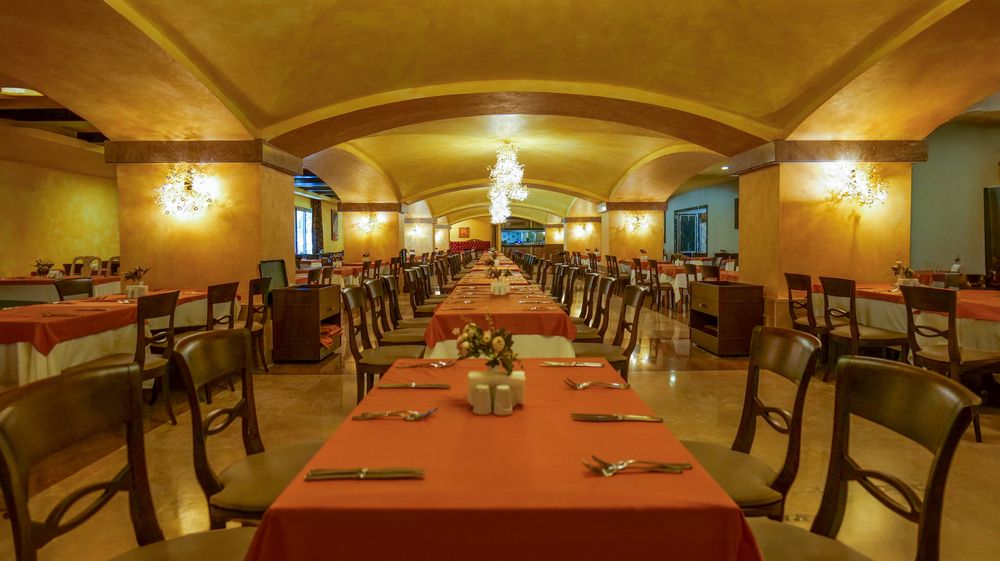 Royal Dragon Hotel - 29