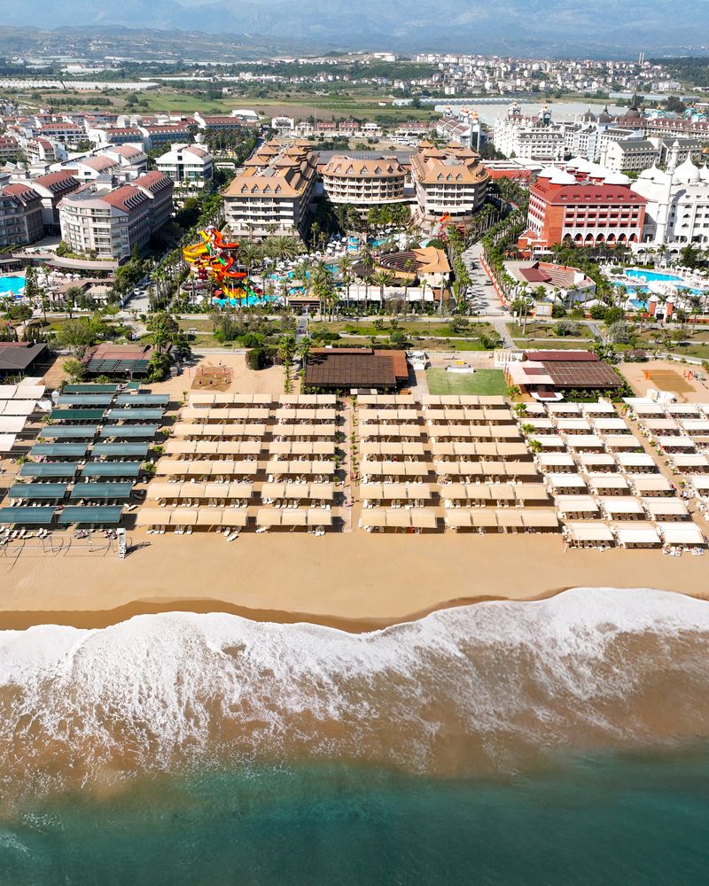 Royal Dragon Hotel - 17