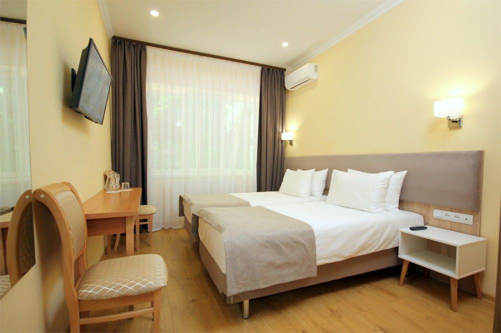 РОДНИК, санаторий - 36