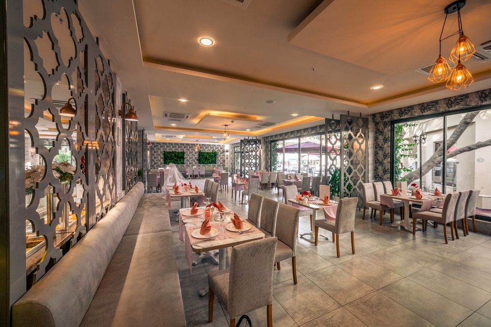 Club Hotel Turan Prince World - 82