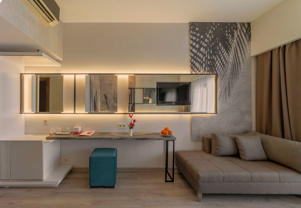 Club Hotel Turan Prince World - 212