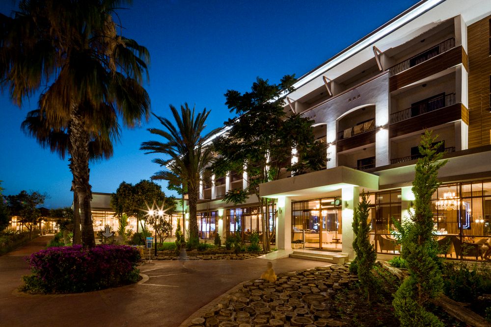 Club Hotel Turan Prince World - 41