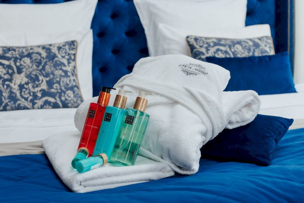 ОНИКС, отель - 66