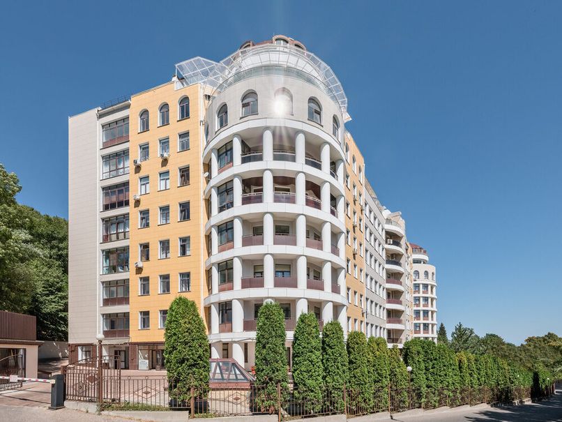 ВЕРНИСАЖ, санаторий (лечение с 18 лет) - 1