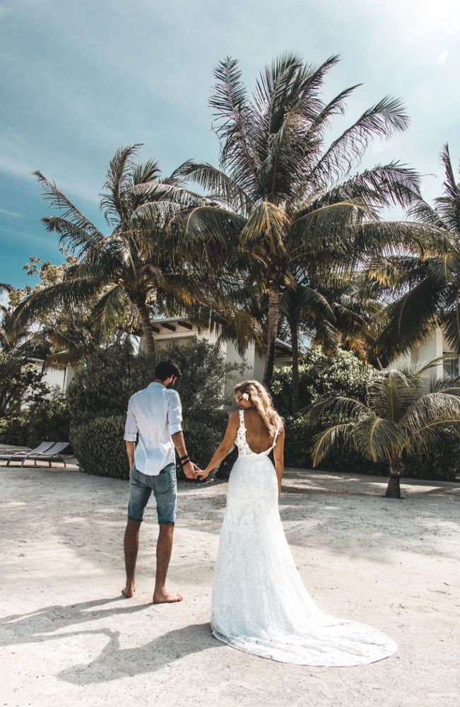 HOLIDAY INN KANDOOMA - 146