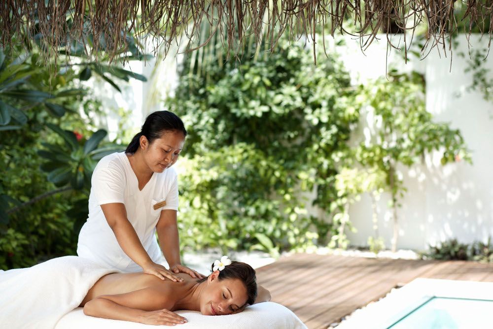 HOLIDAY INN KANDOOMA - 116