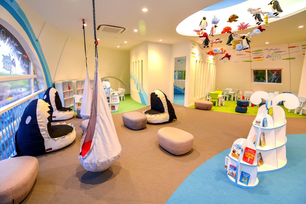 HOLIDAY INN KANDOOMA - 108