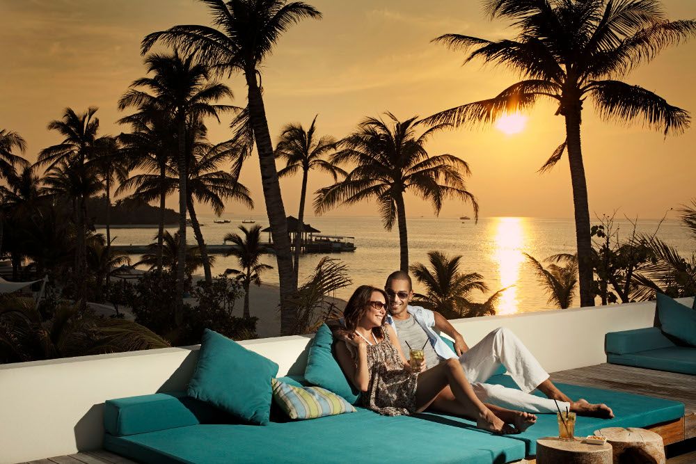 HOLIDAY INN KANDOOMA - 66