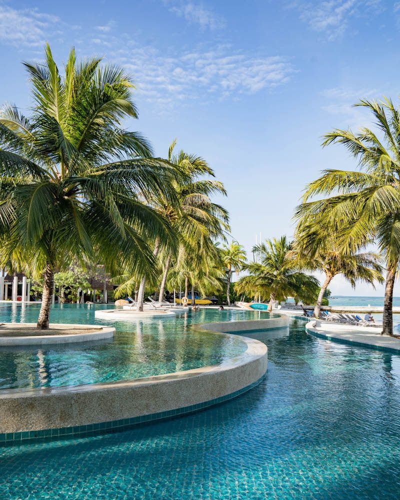 HOLIDAY INN KANDOOMA - 36