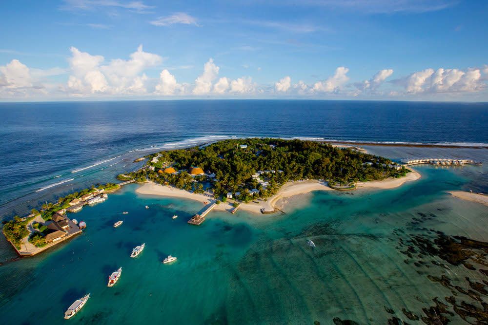 HOLIDAY INN KANDOOMA - 9