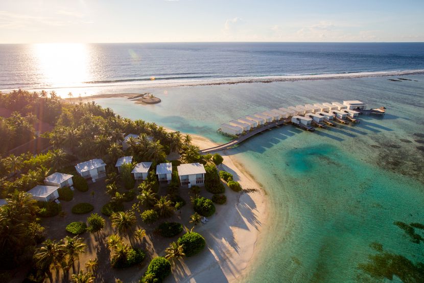 HOLIDAY INN KANDOOMA - 4