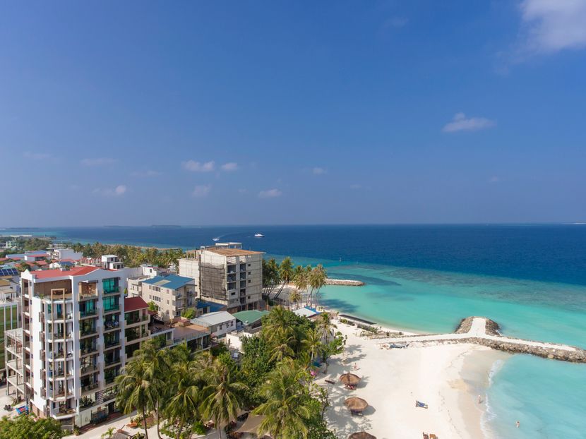 ARENA BEACH - 1