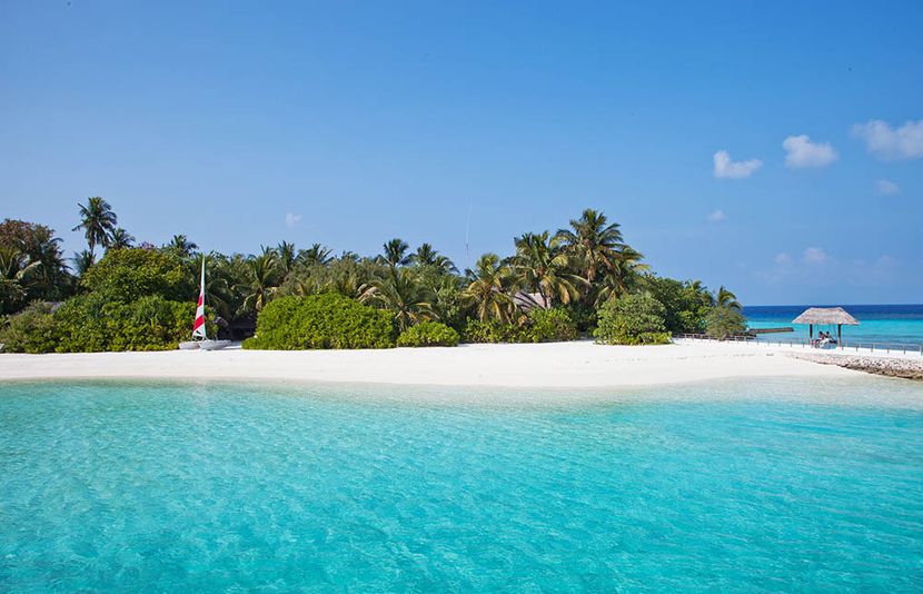 MAKUNUDU ISLAND (only adults 10+) - 2