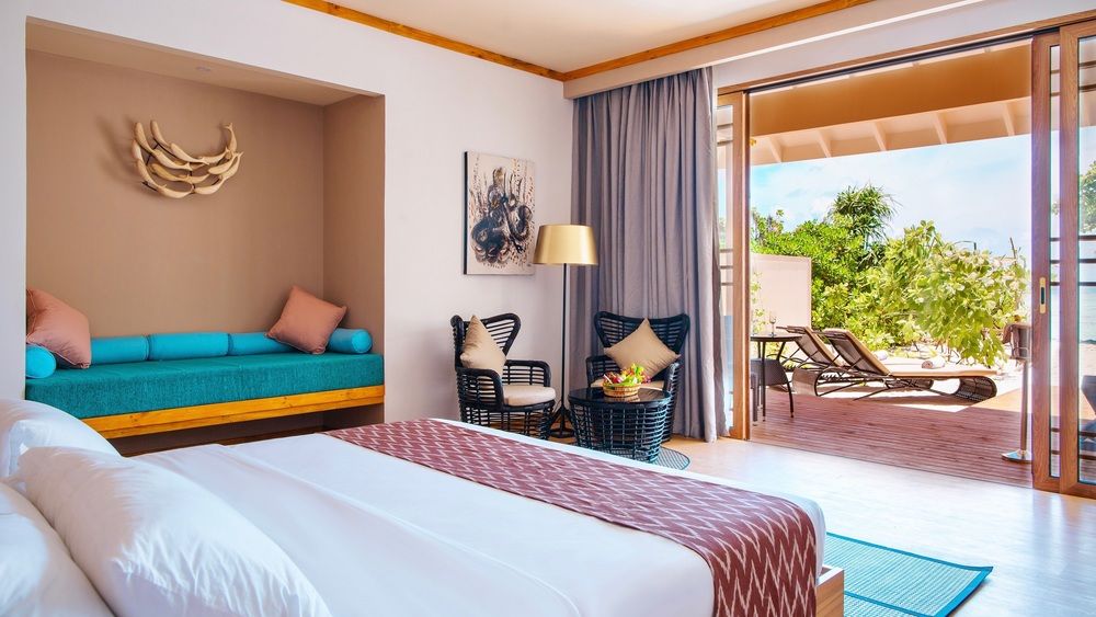 BRENNIA KOTTEFARU - 37