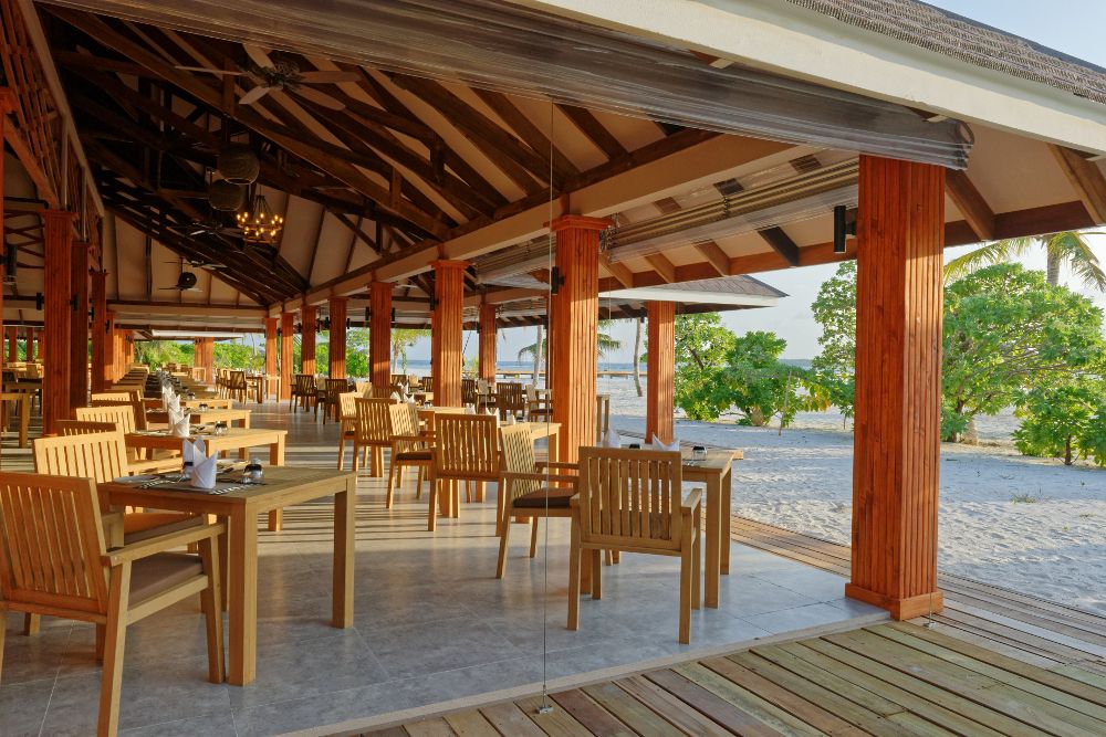 BRENNIA KOTTEFARU - 31