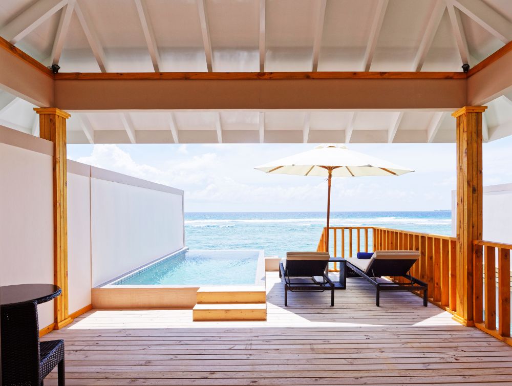 BRENNIA KOTTEFARU - 56