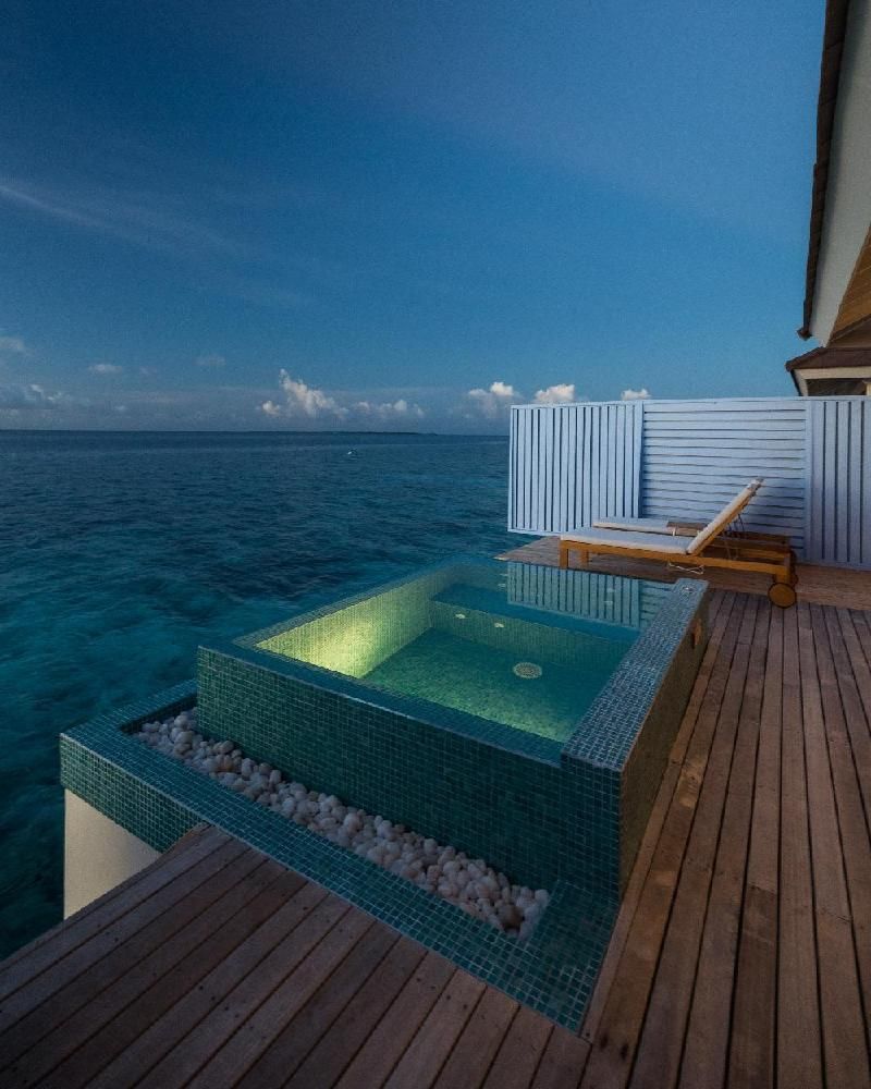 THE STANDARD HURUVALHI - 156