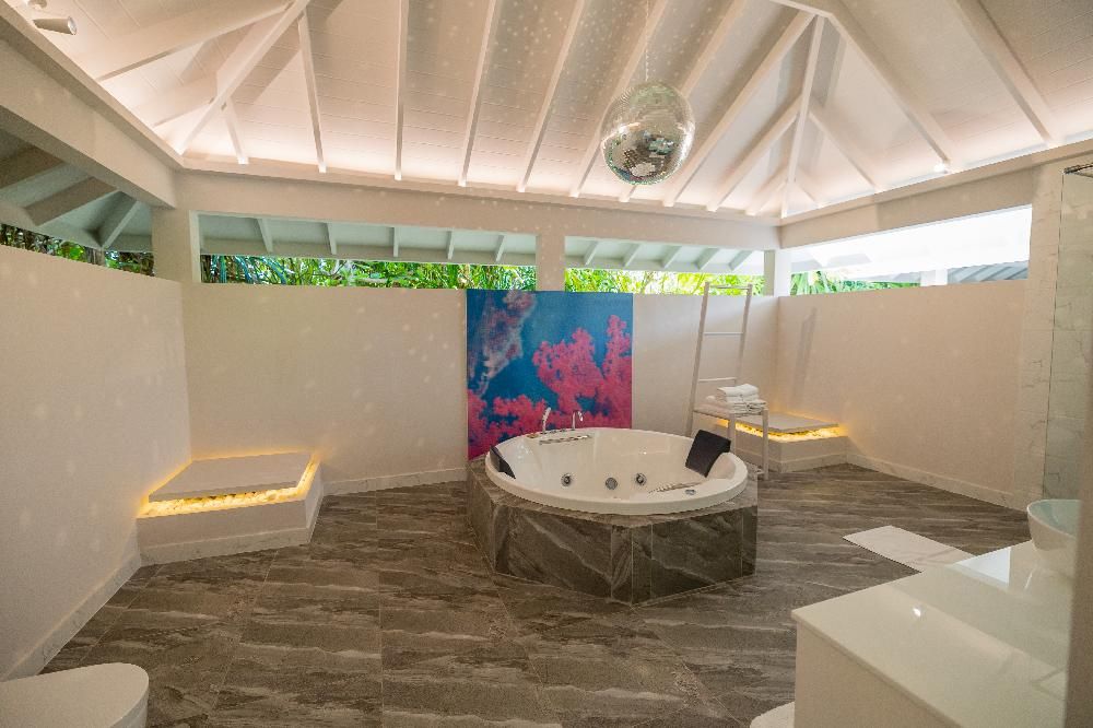 THE STANDARD HURUVALHI - 112