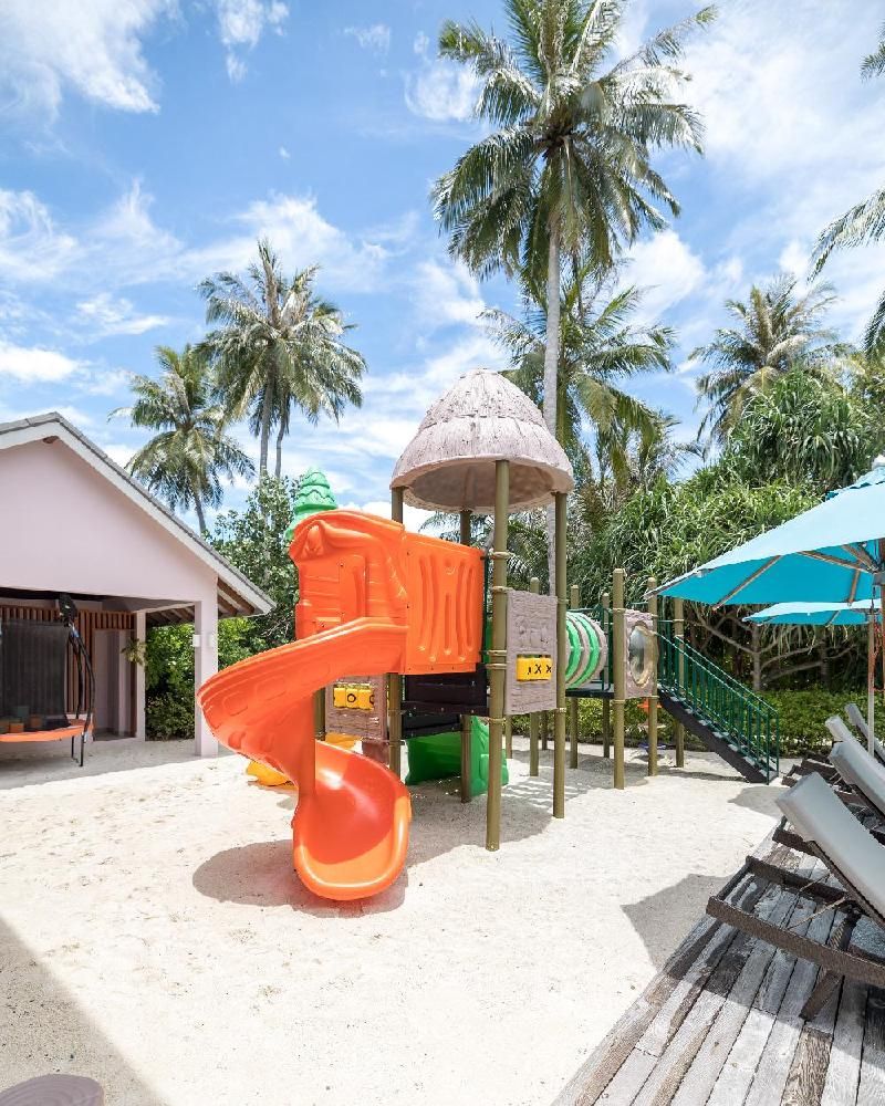 THE STANDARD HURUVALHI - 96