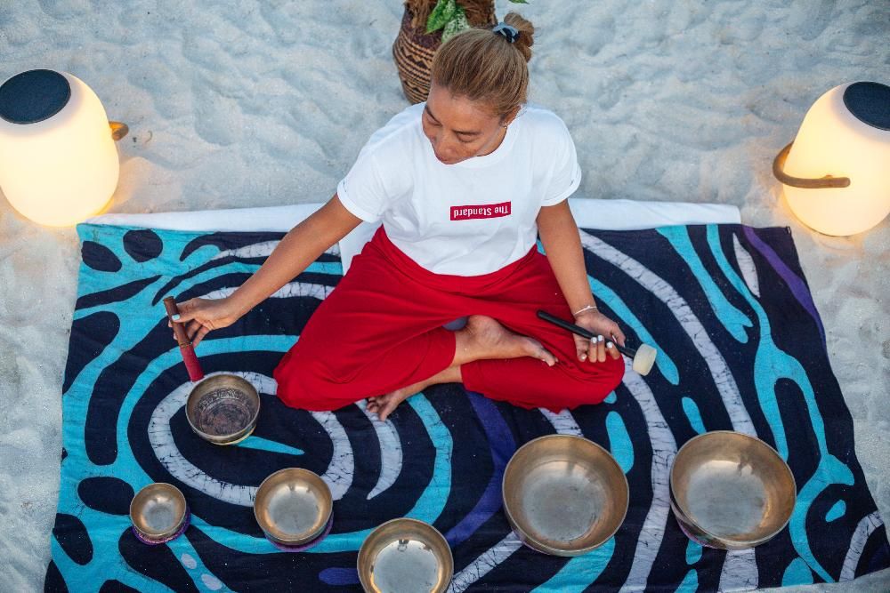 THE STANDARD HURUVALHI - 80